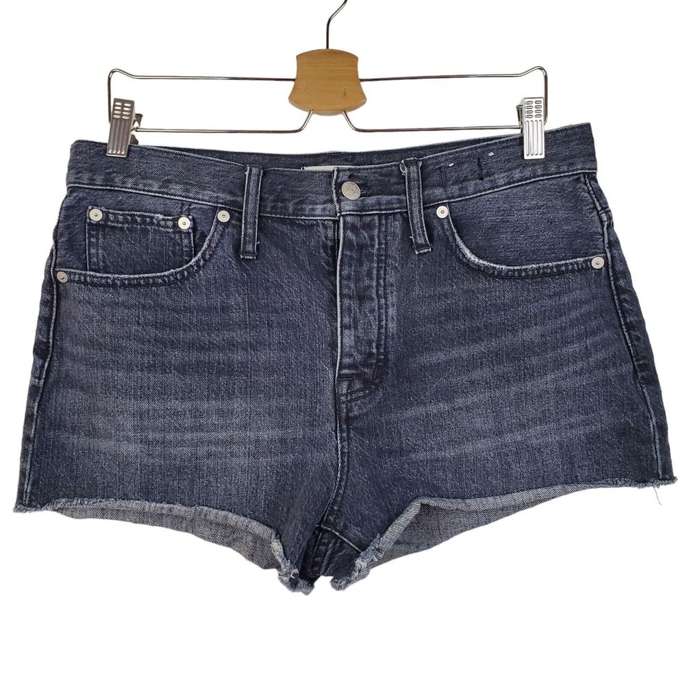 Madewell Relaxed Black Denim Cut Off Button Fly High Rise Shorts Sz 29